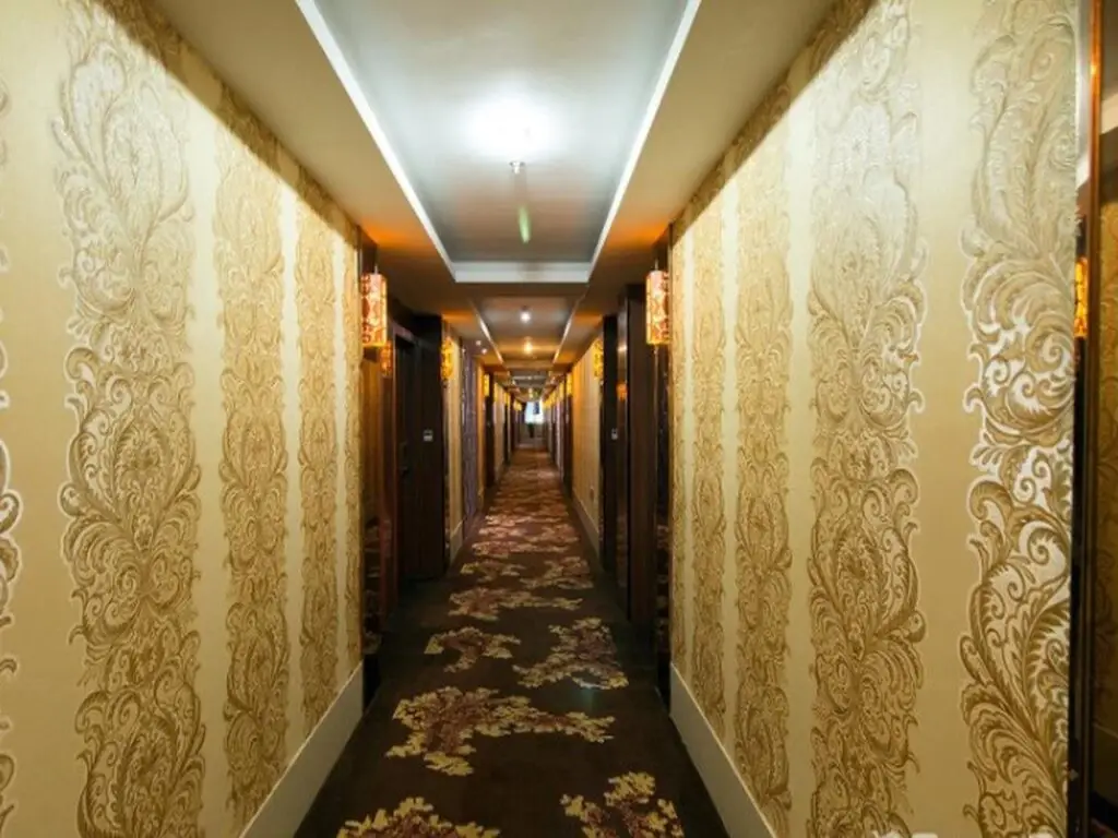 Иу: Lirong Hotel