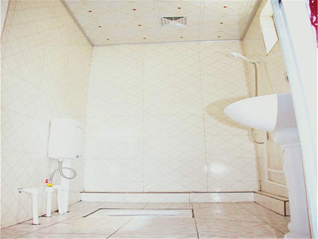 Хулудао: Huludao Xingcheng Pingshui Xiangfeng Family Inn