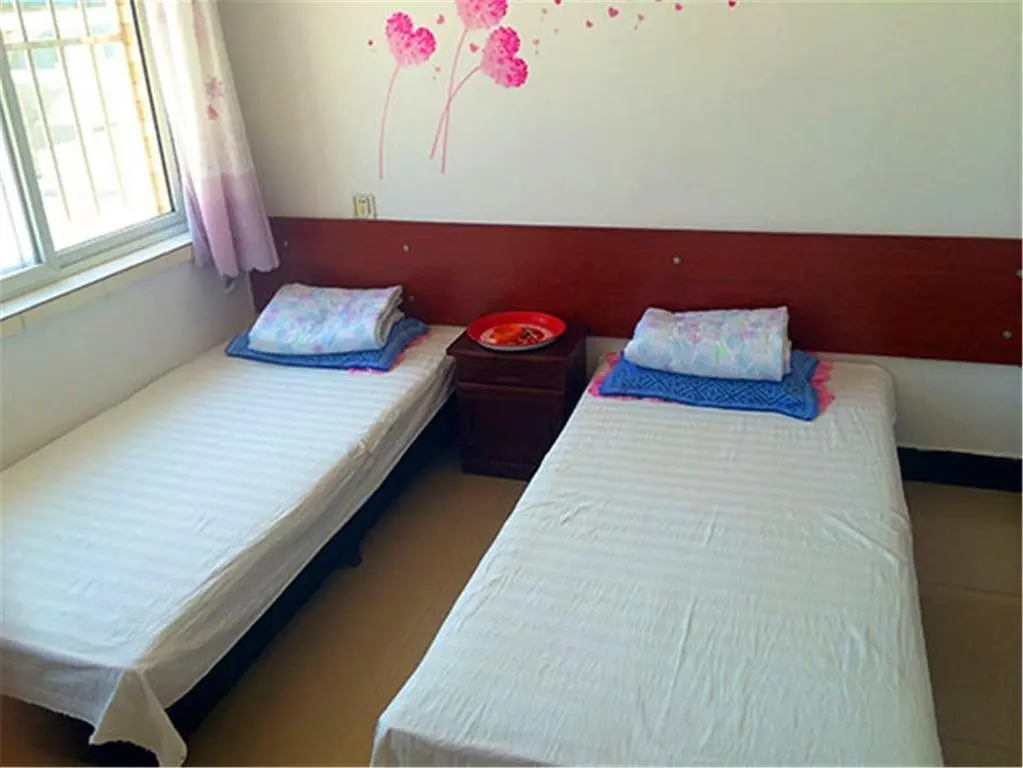 Хулудао: Huludao Xingcheng Pingshui Xiangfeng Family Inn