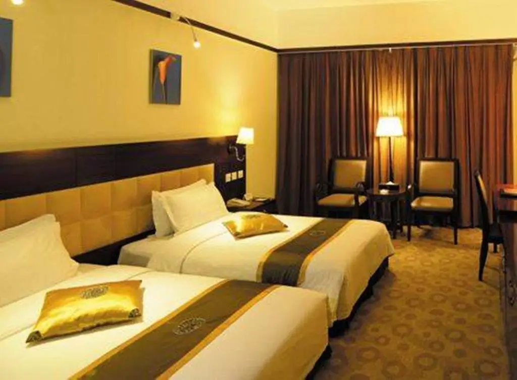 Куньмин: Golden Palace Hotel