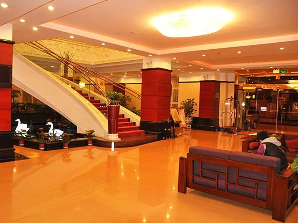 Куньмин: Golden Palace Hotel