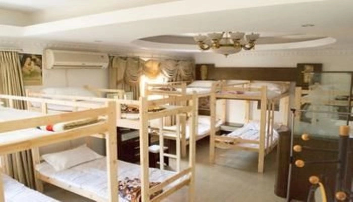 Чжухай: Zhuhai Silk Road Hostel