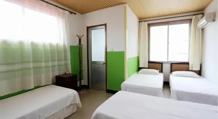 Циньхуандао: Changhong Hostel