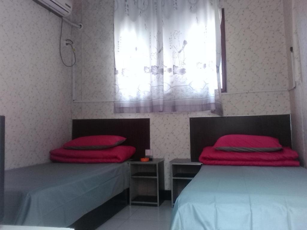 Кайфын: Kaixin Hostel