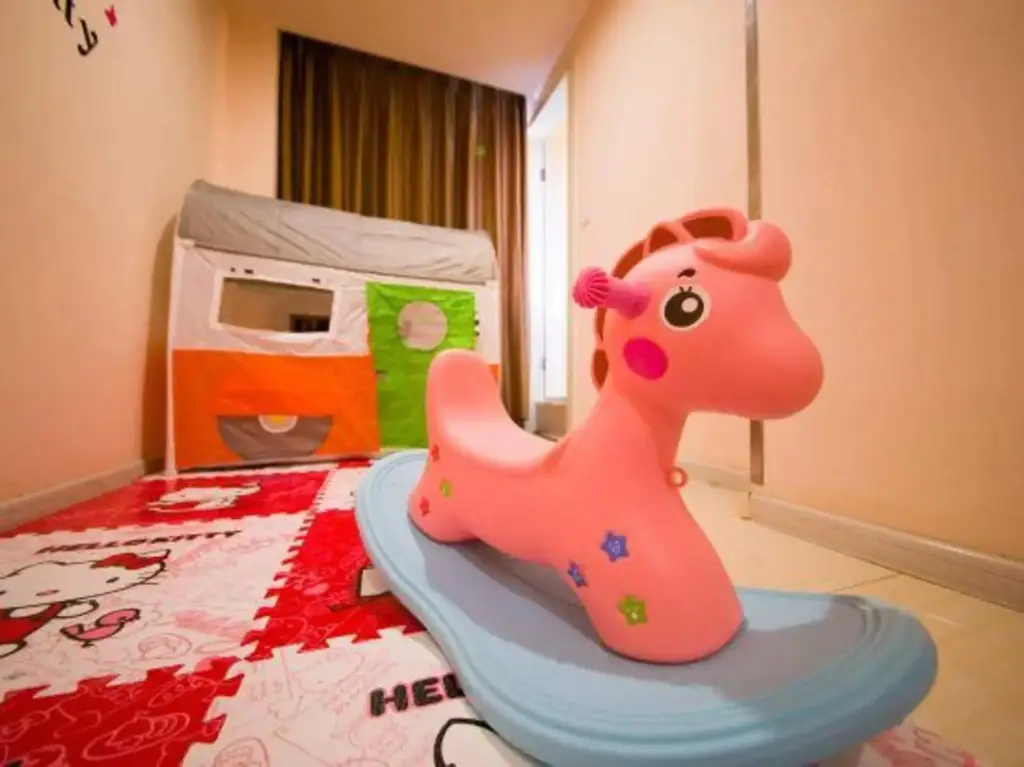 Цзинань: Tiandi Renhe Business Hotel Jinan Quancheng Square