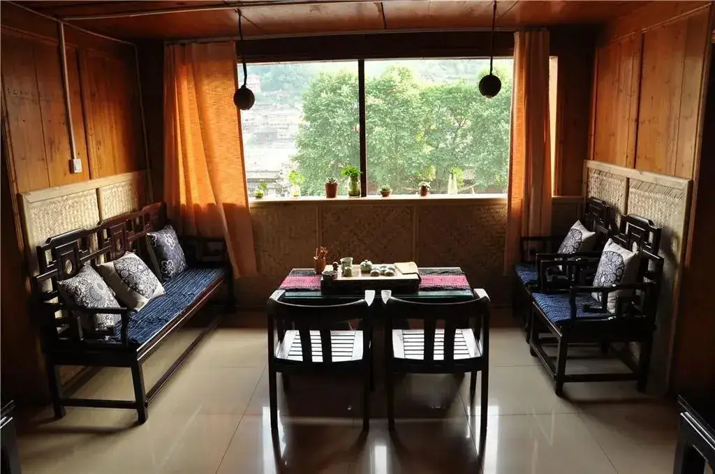 Леишан: Xijiangmiao Hostel