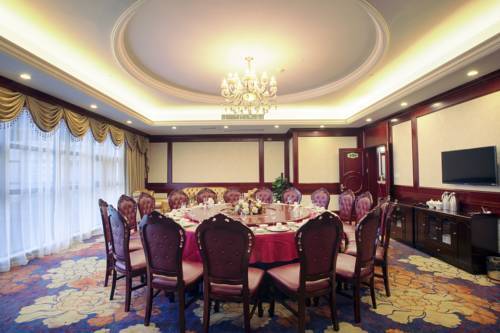 Наньчан: Vienna Hotel Changnan