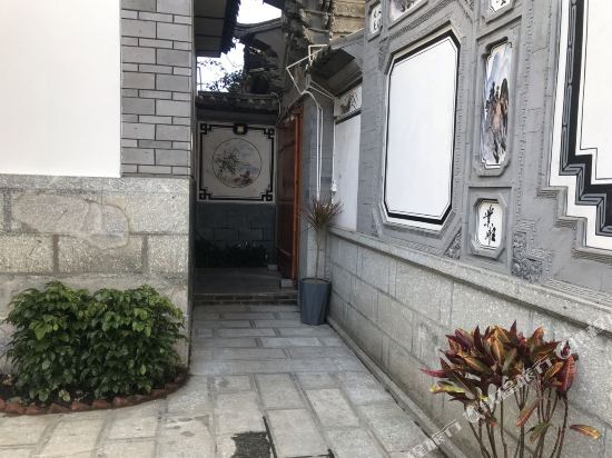 Dali Grass Nest Hostel — фото 1