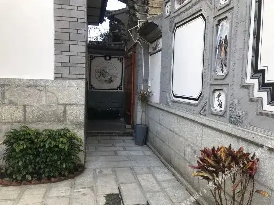 Dali Grass Nest Hostel — фото 1