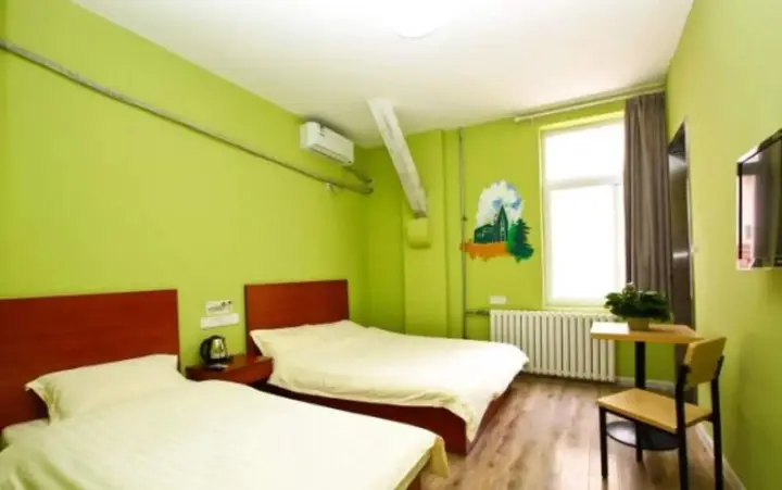 Циндао: Meet int'l Youth Hostel Zhejiang Rd