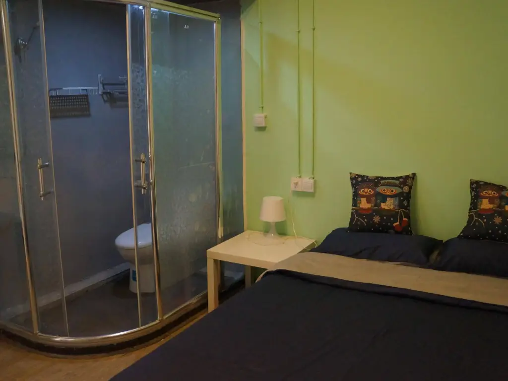 Чэнду: Chengdu Buttonwood Parkside Hostel