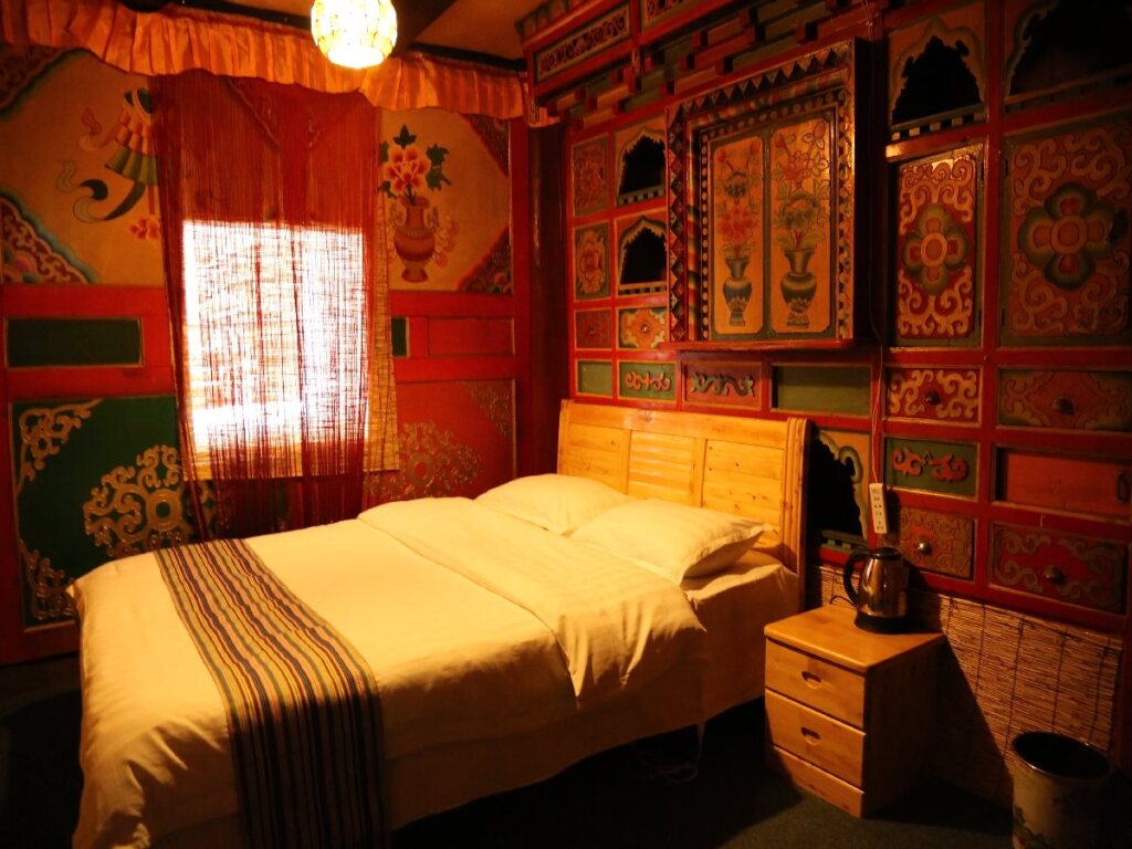 Цзючжайгоу: Jiuzhaigou Amdo Traveller's Lodge