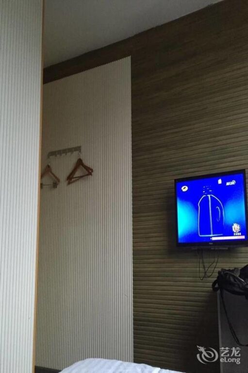 Ухань: Jtour Inn Nanhu Rui'an Street Metro Station