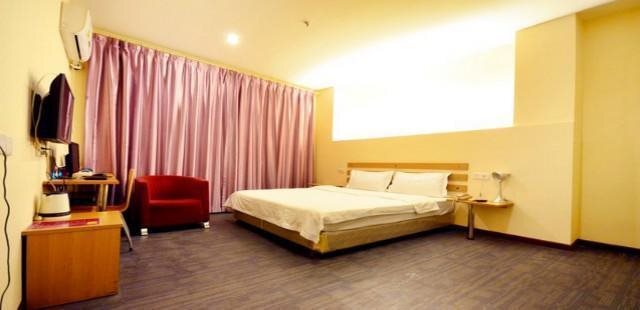 Ухань: Wuhan Demo Express Hotel