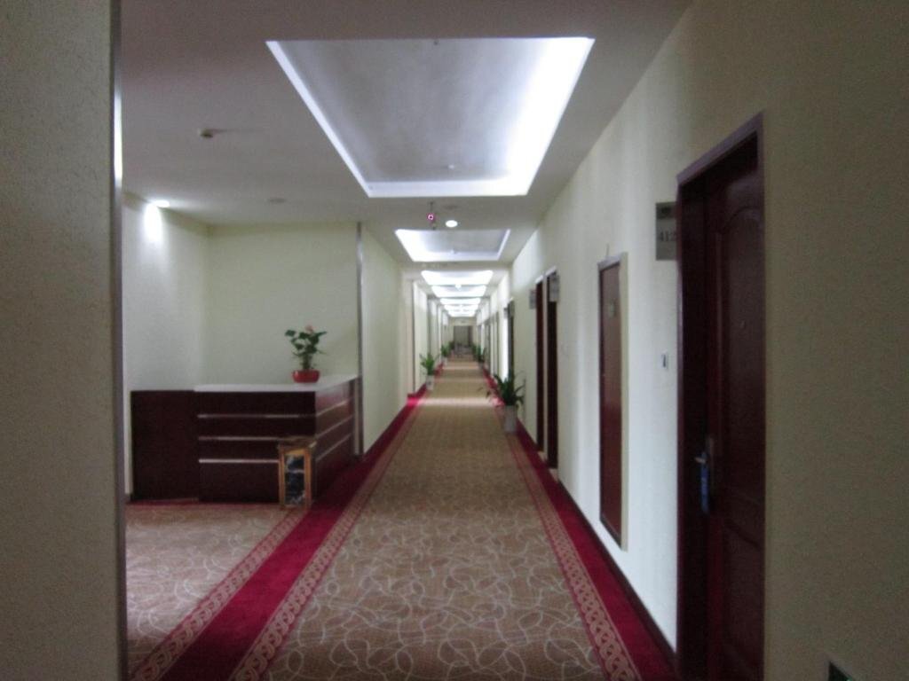 Шанхай: Youhe City Hotel