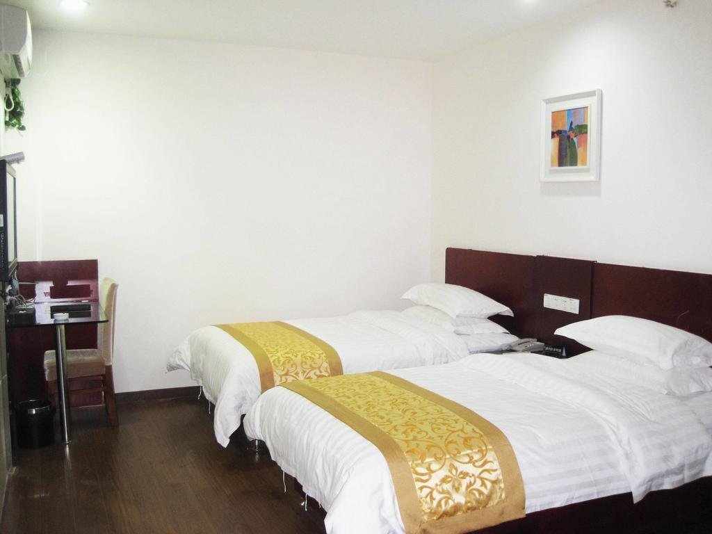 Шанхай: Youhe City Hotel