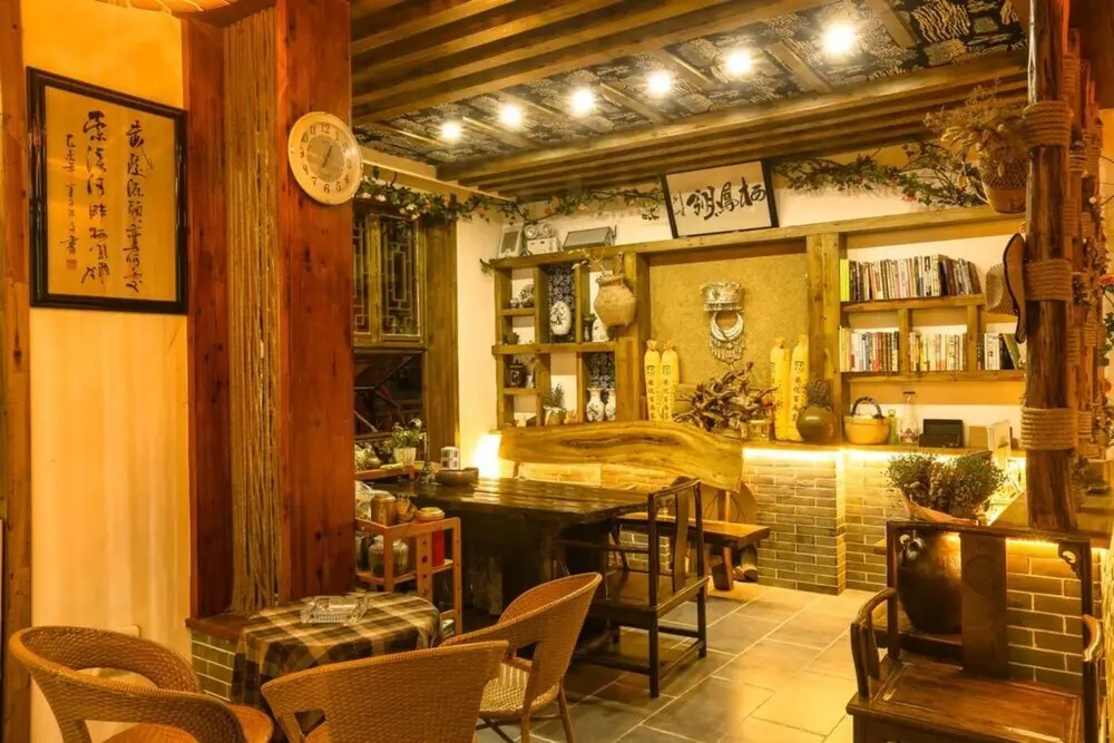 Чжанцзяцзе: Qifengling Inn
