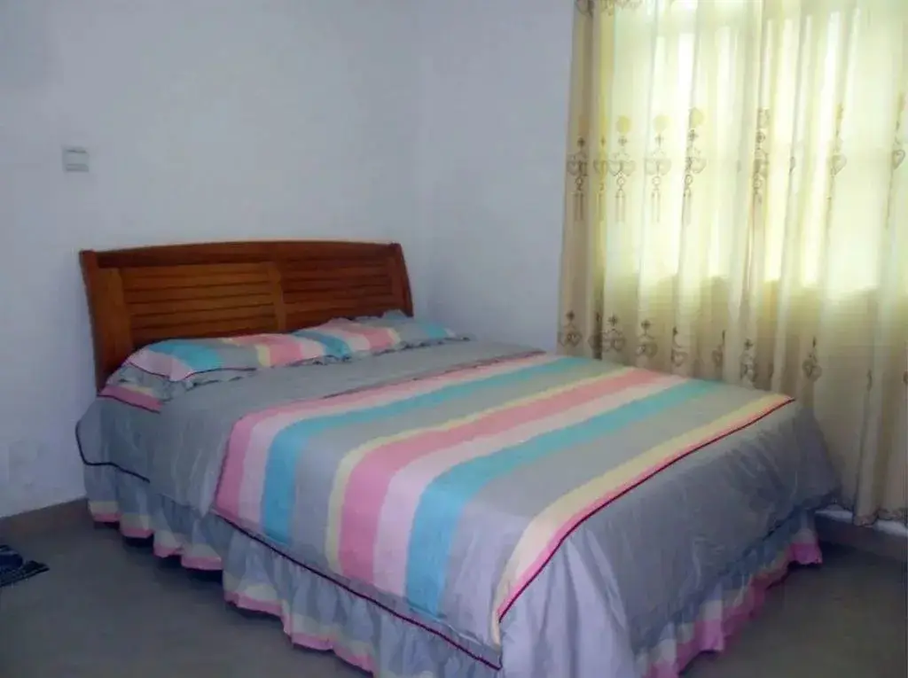 Шэньчжэнь: Waiting For You Hostel