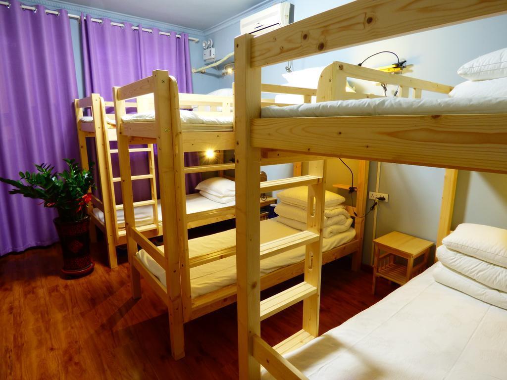 Иньчуань: Hey Traveller Hostel