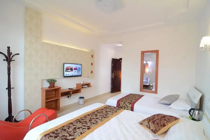 Цзясинь: Qianyu Zhijia Hostel