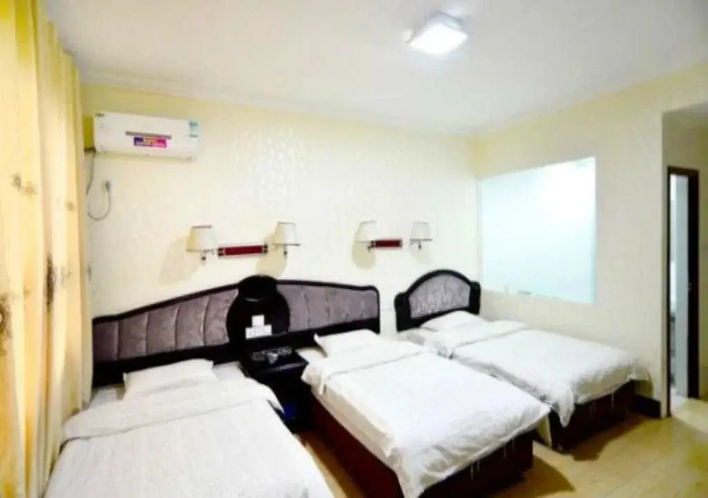 Гуйлинь: Guilin Runfeng Business Hotel