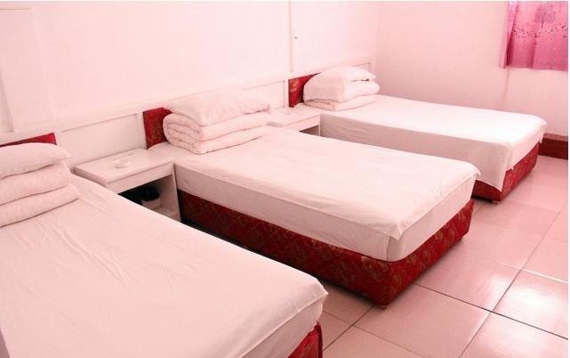 Кайфын: Shuangjie Hostel