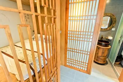Hangzhou Woyunn Yue Opera Theme Inn — фото 1