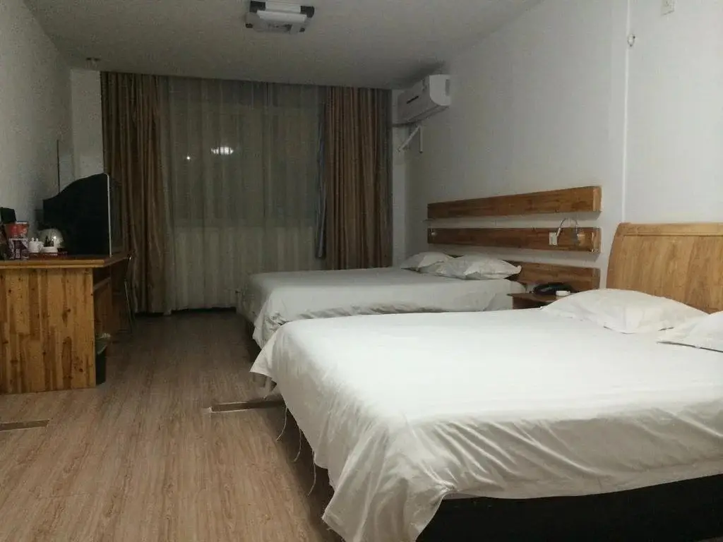 Чаншу: Longquan Hotel