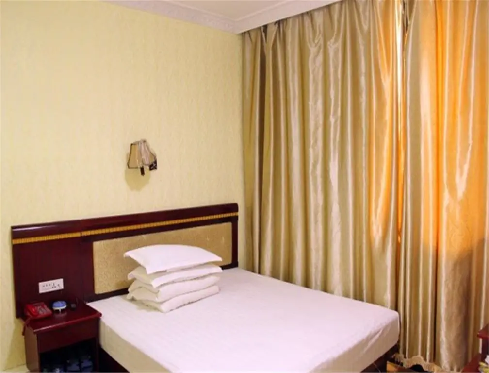 Xinying Hotel — фото 1