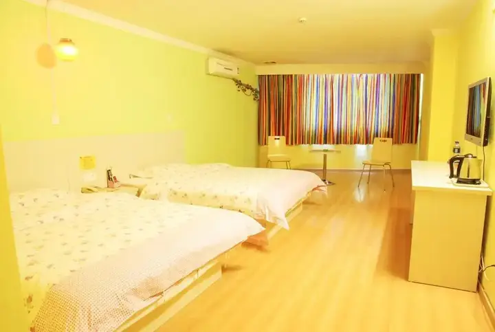 Дунгуань: Jiaying Chain Hotel Dongguan Nancheng Branch