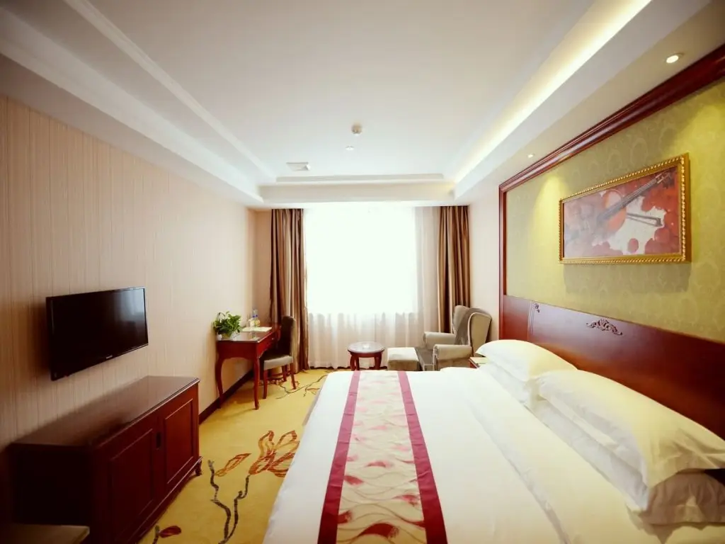Шанхай: Vienna Hotel Shanghai Jiading New City