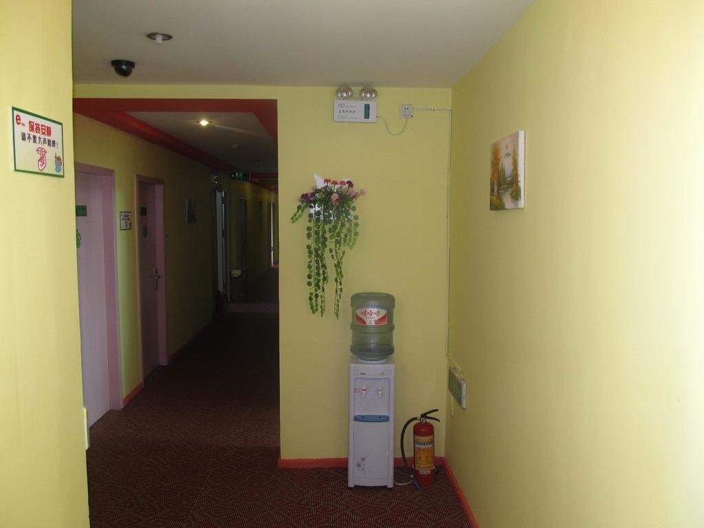 Шэньчжэнь: Jiaying Chain Hotel Shenzhen Longgang Branch