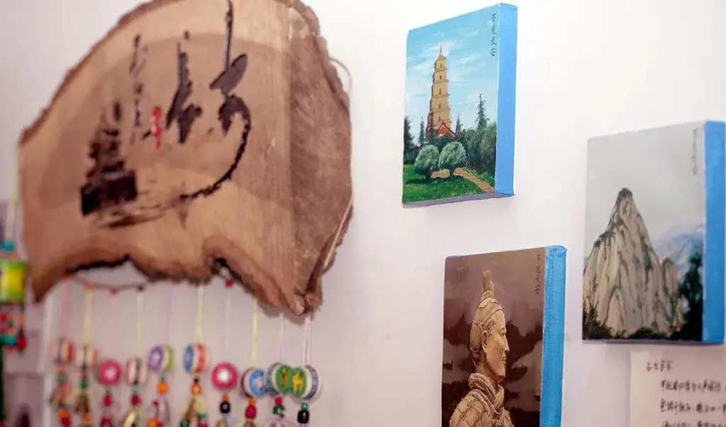 Сиань: Xi'an Not Meet Chang'an Youth Hostel
