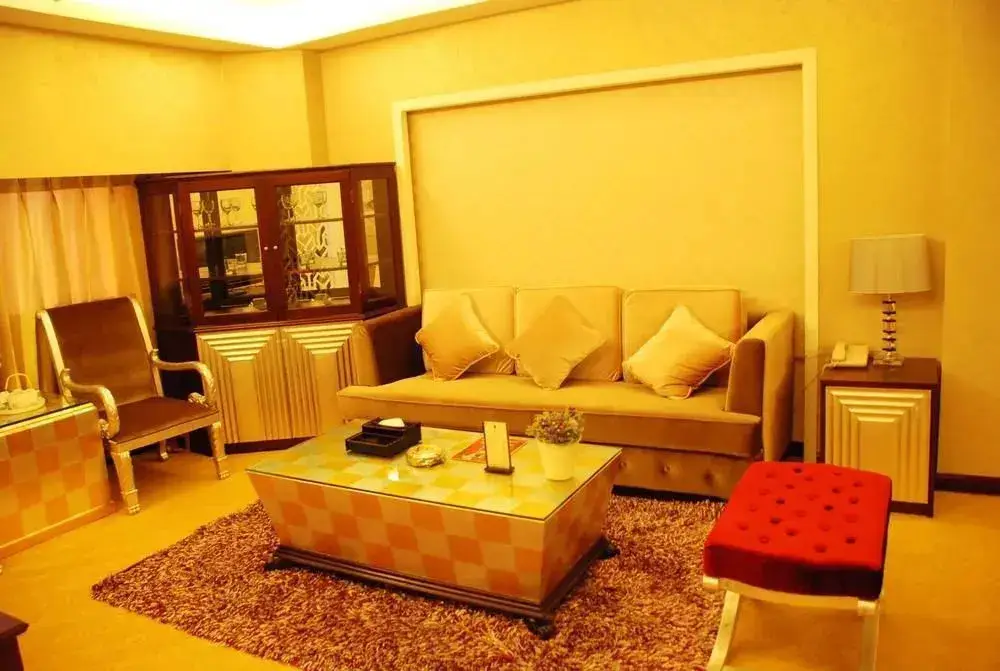 Oriental Hawaii Hotspring Hotel — фото 1