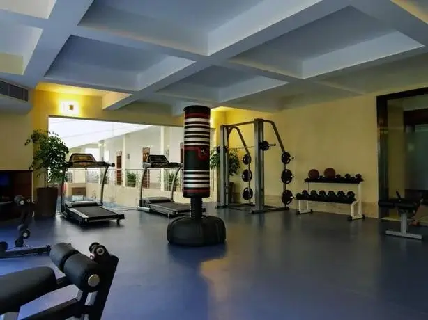 Шэньчжэнь: Shenzhen Marina Club