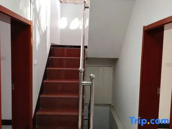 Синьчжоу: Shengyi Hotel (Wutai Mountain Tourist Center Store)