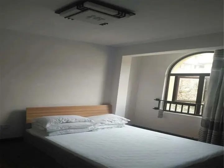 Циндао: Qingdao Beach Youth Hostel