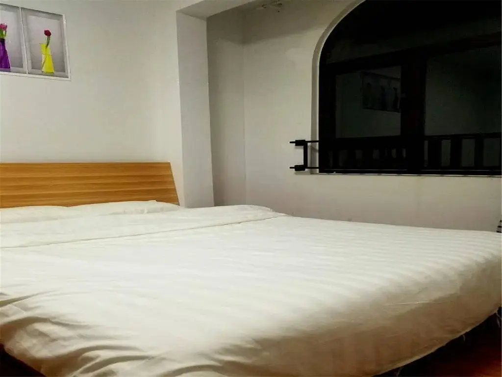Qingdao Beach Youth Hostel — фото 1