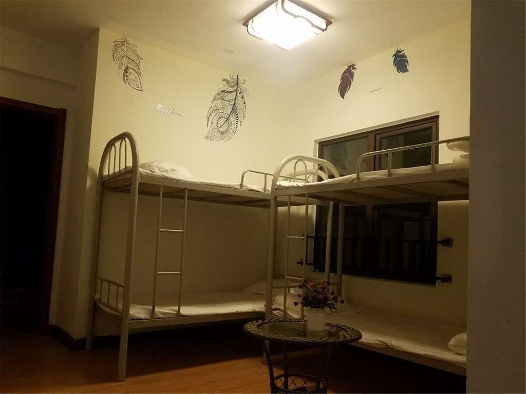 Циндао: Qingdao Beach Youth Hostel