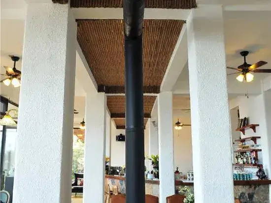 Дали: Dali Water's Edge Resort