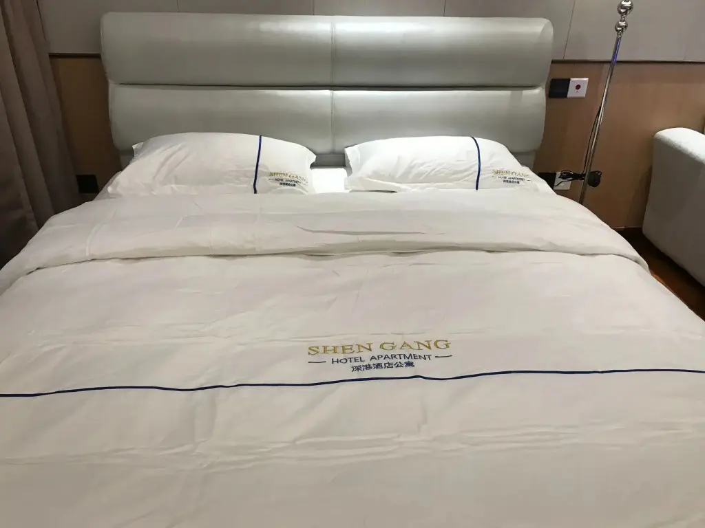 Шэньчжэнь: Shengang Executive Apartment Shenzhen