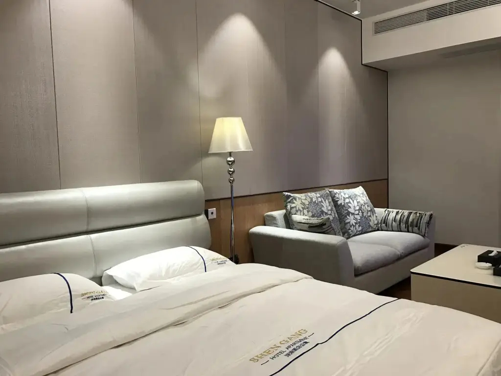Шэньчжэнь: Shengang Executive Apartment Shenzhen