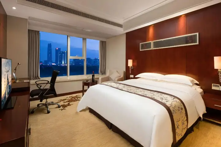 Дунгуань: Leisure Hotel Dongguan