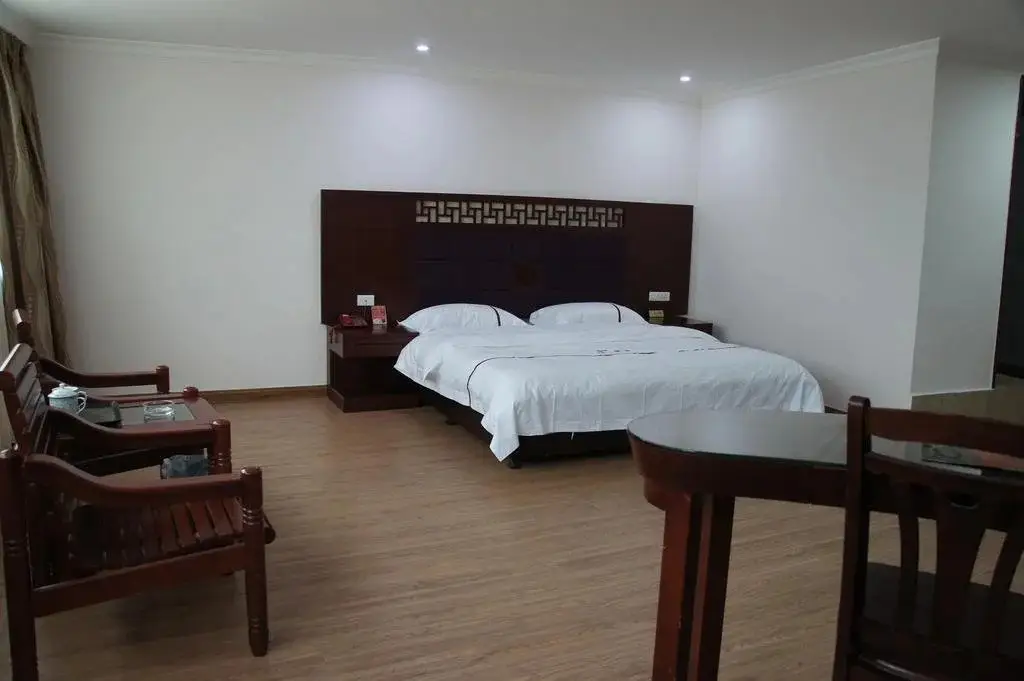 Гуйлинь: Guilin Jiangzhe Business Hotel