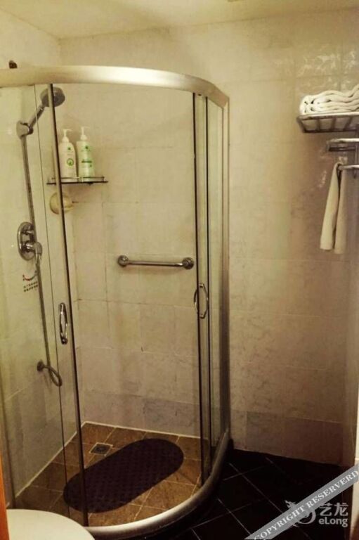 Чэнду: Shengrui Hotel