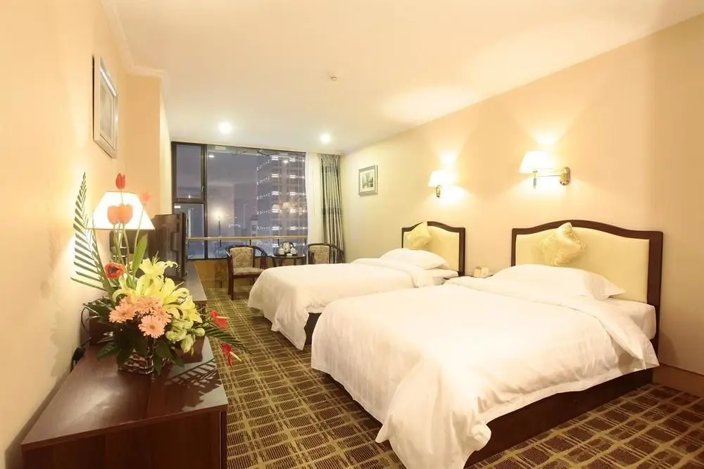 Чэнду: Shengrui Hotel