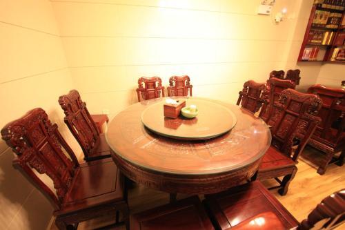 Чичжоу: Jiuhuashan Fengxing Inn