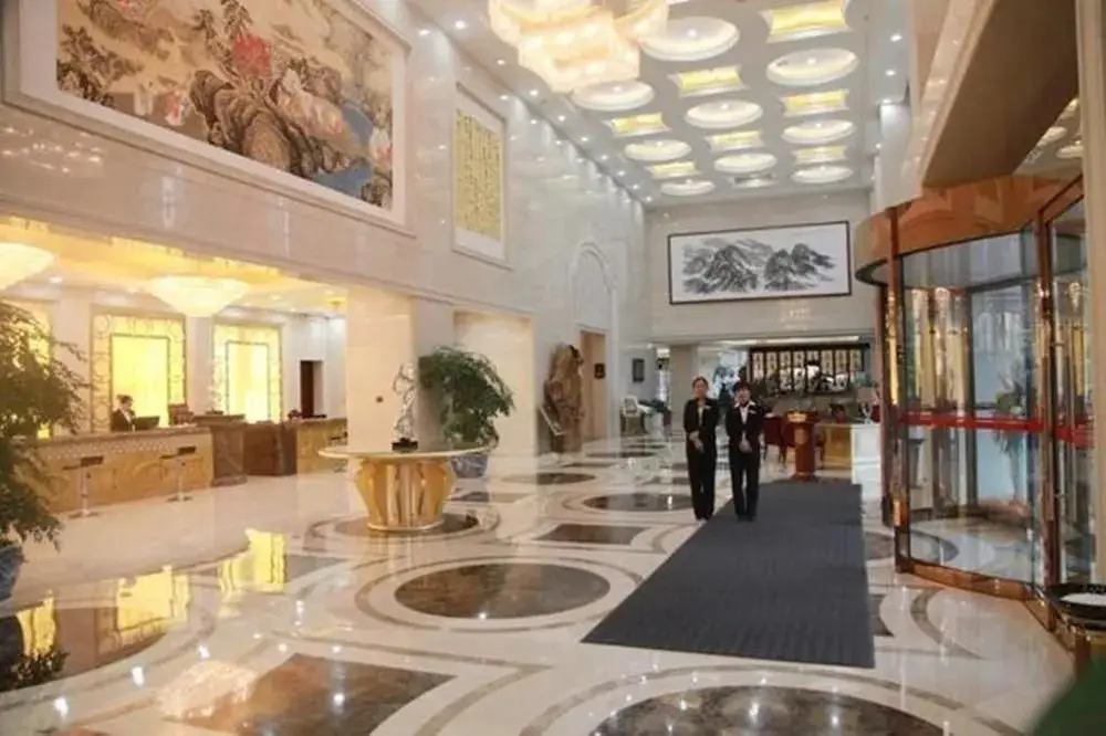 Шицзячжуан: Shijiazhuang Shen Zhou 7 Star Hotel