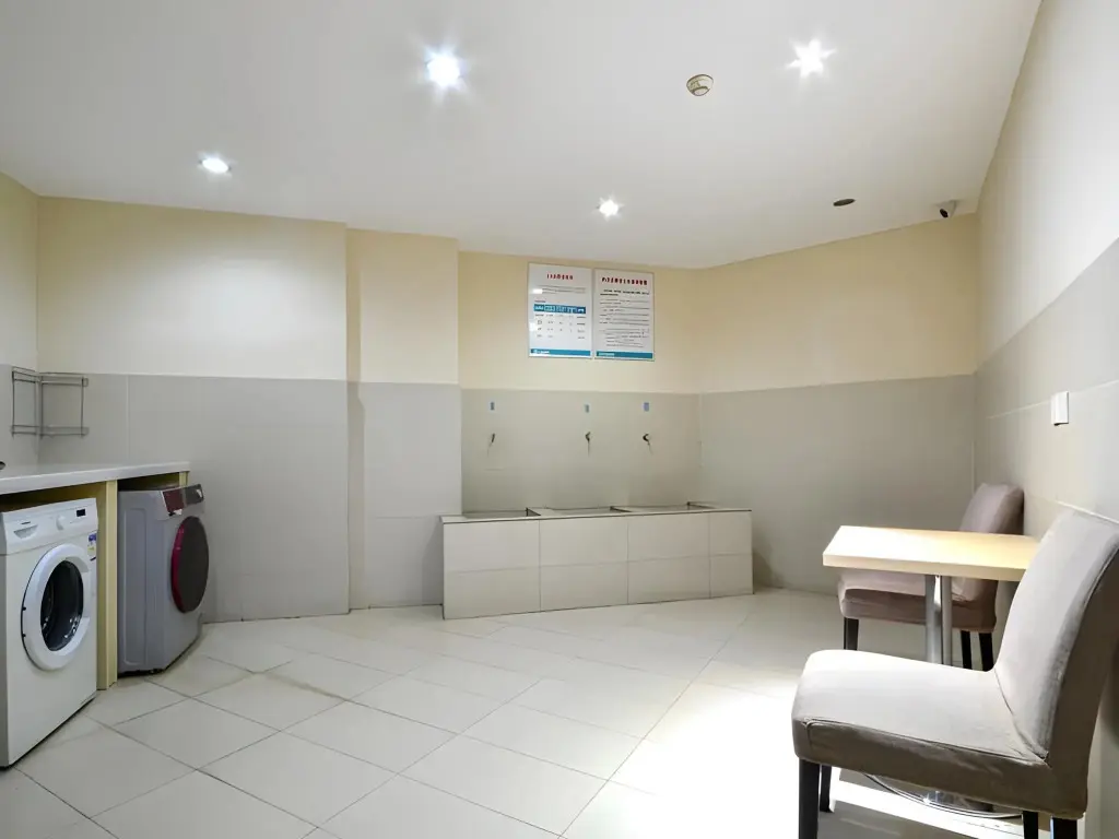 Ухань: City Comfort Inn Wuhan Caidian Square