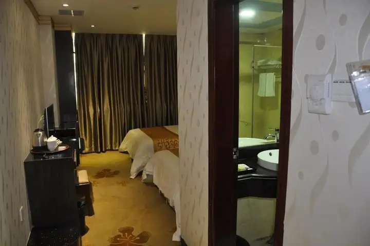 Чжухай: Jinmao Hotel